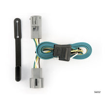 Load image into Gallery viewer, Curt 03-07 Ford F-350 Super Duty Custom Wiring Harness (4-Way Flat Output)