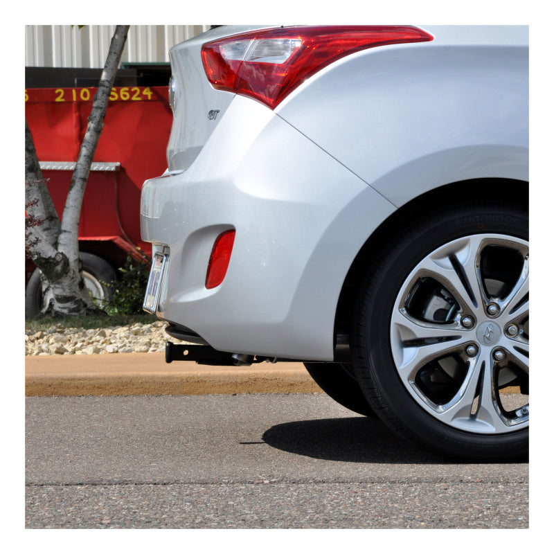 Curt 13-14 Hyundai Elantra Hatchback & GT Class 1 Trailer Hitch w/1-1/4in Ball Mount BOXED