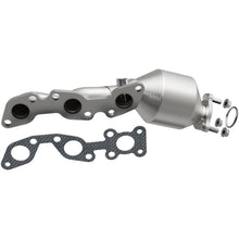 Load image into Gallery viewer, MagnaFlow Direct Fit Catalytic Converter 01-04 Nissan Frontier Passenger Side Manifold