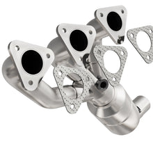 Load image into Gallery viewer, MagnaFlow Direct Fit Catalytic Converter 01-06 BMW M3 Rear Manifold 3.2L