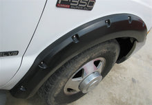 Load image into Gallery viewer, Lund 99-07 Ford F-250 RX-Rivet Style Smooth Elite Series Fender Flares - Black (4 Pc.)