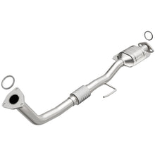 Load image into Gallery viewer, MagnaFlow Direct Fit Catalytic Converter 1996 Toyota Camry 2.2L