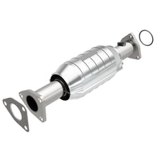 Load image into Gallery viewer, MagnaFlow Direct Fit Catalytic Converter 95-97 Honda Accord 2.7L