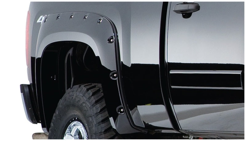 Bushwacker 07-13 Chevy Silverado 1500 Fleetside Pocket Style Flares 2pc 78.7/97.6in Bed - Black