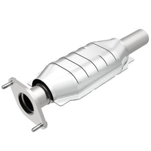 Load image into Gallery viewer, MagnaFlow Direct Fit Catalytic Converter 08-09 Ford Taurus 3.5L