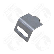 Load image into Gallery viewer, Yukon Gear Screw Adjuster Lock For Chrysler 8.25in