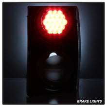 Load image into Gallery viewer, xTune Land Rover Range Rover 06-09 Euro Style Tail Lights Clear ALT-JH-LRRRS06-CL