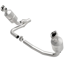 Load image into Gallery viewer, MagnaFlow Direct Fit Catalytic Converter 04 Dakota 3.7/4.7 2WD OEM