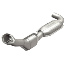 Load image into Gallery viewer, MagnaFlow Direct Fit Catalytic Converter 00-01 Ford F-150 4.6L 2wd