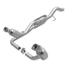 Load image into Gallery viewer, MagnaFlow Direct Fit Catalytic Converter 00-01 Dodge Dakota 4.7L *California*