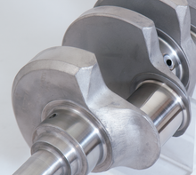 Load image into Gallery viewer, Eagle Chevrolet 305/350 Small Block 1pc Rear Seal 3in Stroke Internal Balance Cast Crank Shaft