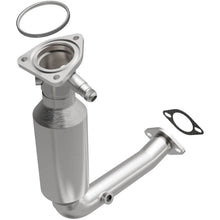 Load image into Gallery viewer, MagnaFlow Direct Fit Catalytic Converter 2000 and 2002 Ford Focus 2.0