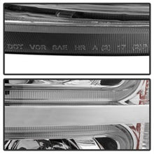 Load image into Gallery viewer, xTune Chevy Silverado 1500/2500/3500 07-13 Halo Projector Headlights Chrome PRO-JH-CS07-LED-C