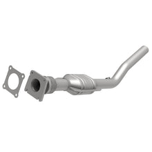 Load image into Gallery viewer, MagnaFlow Direct Fit Catalytic Converter 98-99 Chrysler Cirrus 2.4