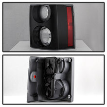Load image into Gallery viewer, xTune Land Rover Range Rover 06-09 Euro Style Tail Lights Clear ALT-JH-LRRRS06-CL