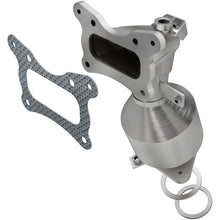 Load image into Gallery viewer, MagnaFlow Direct Fit Catalytic Converter 10-11 Honda CR-V 2.4L