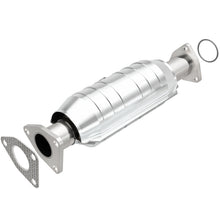 Load image into Gallery viewer, MagnaFlow Direct Fit Catalytic Converter 03-04 Honda Pilot 3.5L OEM