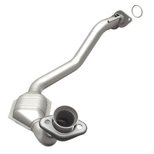 Load image into Gallery viewer, MagnaFlow Direct Fit Catalytic Converter 96-98 Explorer-Mountaineer
