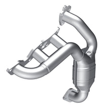 Load image into Gallery viewer, MagnaFlow Direct Fit Catalytic Converter 2001 Mercury Villager 3.3L
