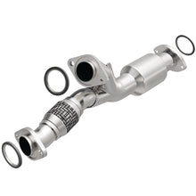 Load image into Gallery viewer, MagnaFlow Direct Fit Catalytic Converter 96-97 Lexus GS300 3.0L