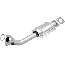 Load image into Gallery viewer, MagnaFlow Direct Fit Catalytic Converter 01-04 Pathfinder Passenger Side Rear OEM