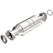 Load image into Gallery viewer, MagnaFlow Direct Fit Catalytic Converter 1998 Honda Odyssey 2.3L