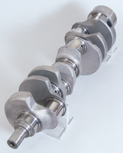 Load image into Gallery viewer, Eagle Chevrolet 305/350 Small Block 1pc Rear Seal 3in Stroke Internal Balance Cast Crank Shaft