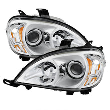 Load image into Gallery viewer, xTune Mercedes Benz W163 Ml-Class 98-01 Projector Headlights Chrome PRO-JH-MBW16398-C