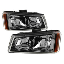 Load image into Gallery viewer, xTune Chevy Silverado 1500/2500/3500 03-06 Crystal Headlights Black HD-JH-CSIL03-BK-AM